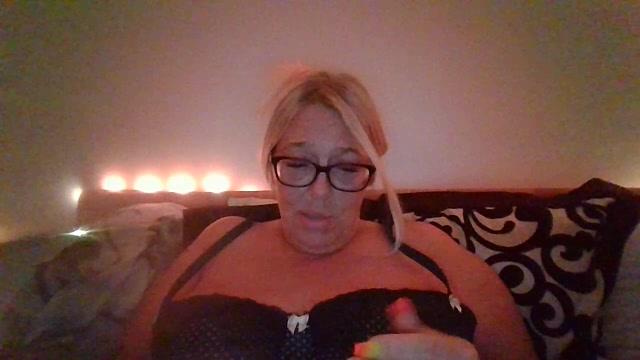 Hungry4CumUK