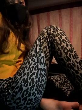 IAM_18TEEN