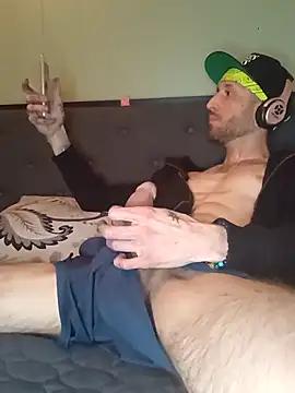 IGETNAKED42O
