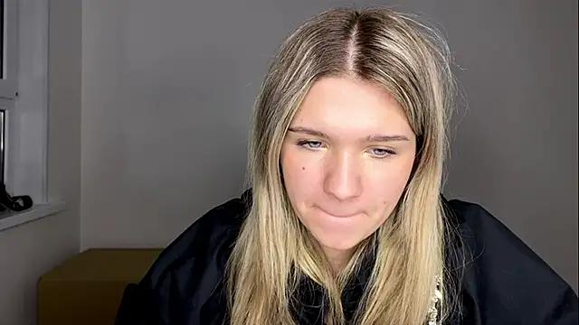 Ilona_Belle