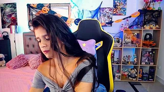 Isabella7Hot