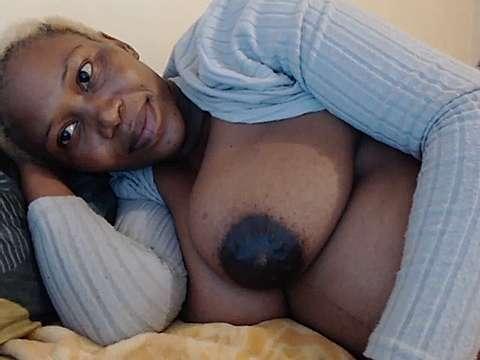 JuicyHornyPreggy