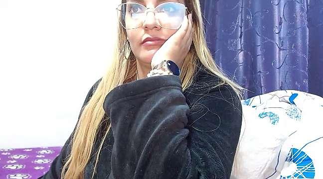 Juliana_simmons