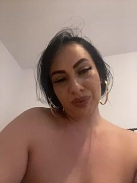 Julie_Big_Lips