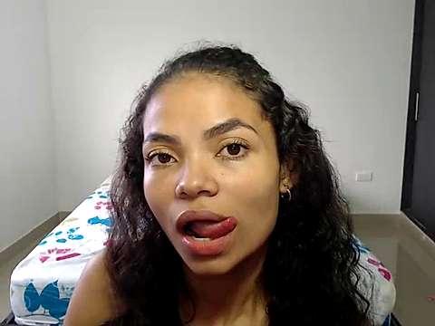 Julieta_Latina