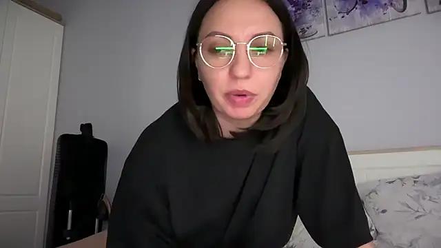 KamilaXHot