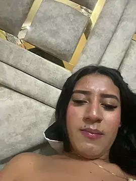 Karol-Perez18