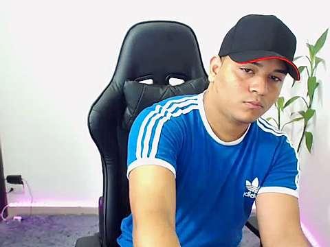 KevinFoxx18