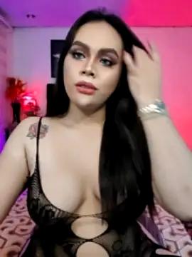Khimberly_wants_moore