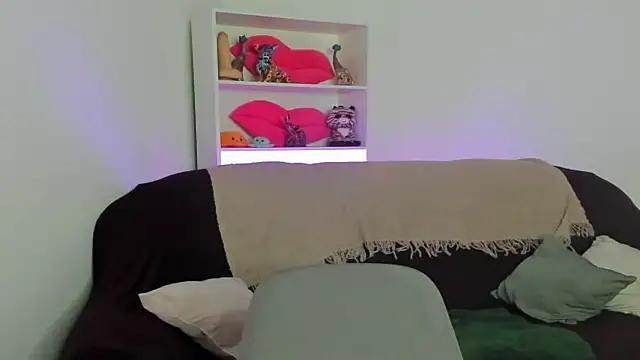 Khloegold24