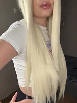 KiraMoss_