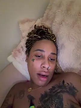 Kira_nyxx