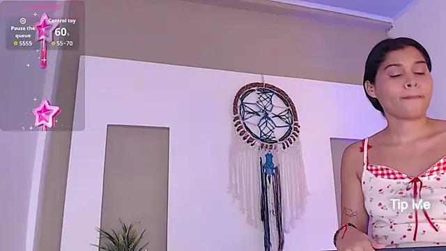 Kitty_Desire2