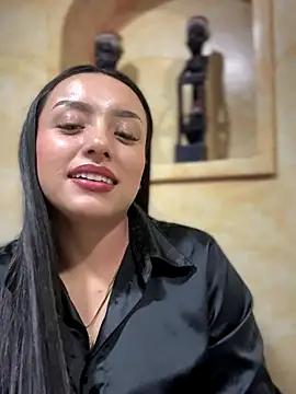 LUCIA_27-