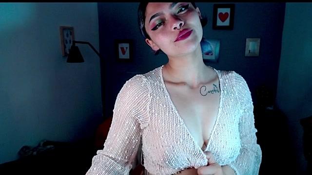 Laila_cream