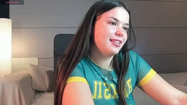 Laraaa_Loom