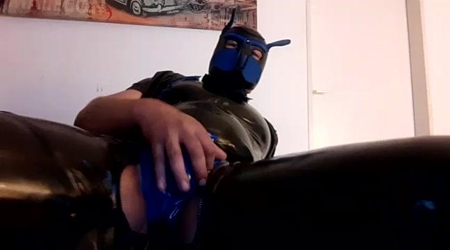 LatinLover19799