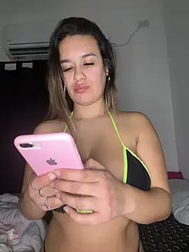 LatinaFuegoX