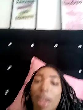 Lauraleiii
