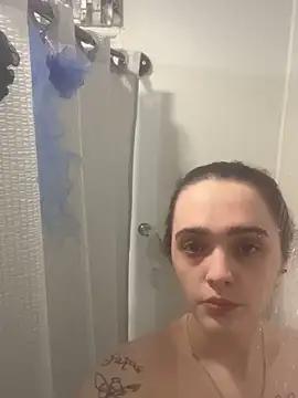 LayLay25