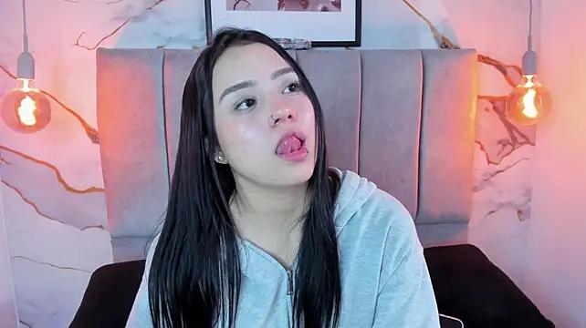 Leah_Brm