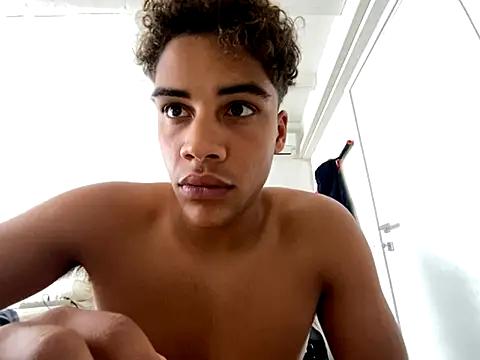 Leo03twink
