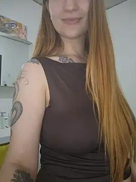 LeonaFox