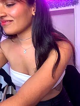 Lexi_Pink