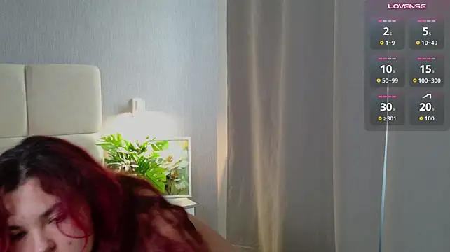 LeyaaStarr