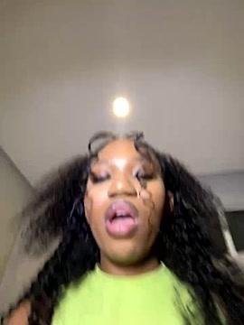 LilyRosey_