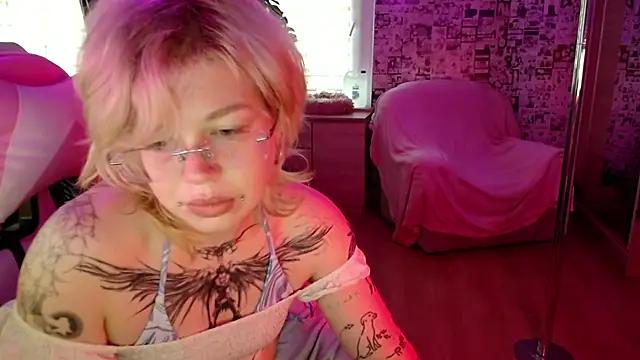 LolaFlirt