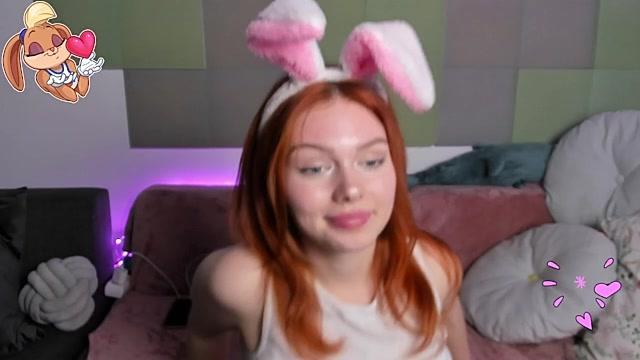 LolaRedBunny