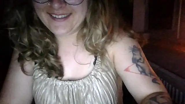 LucyTease