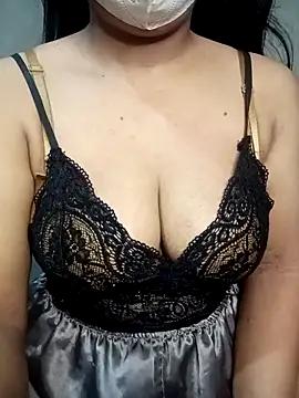 LylyCii69