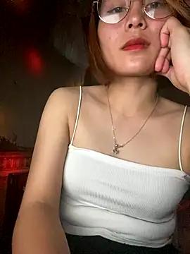 Lylyy-cute