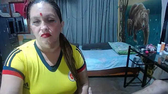 MOTHER_AND_SON09