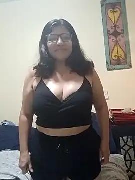 MaskedcoupleSC