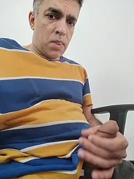 MatureHairyGuy