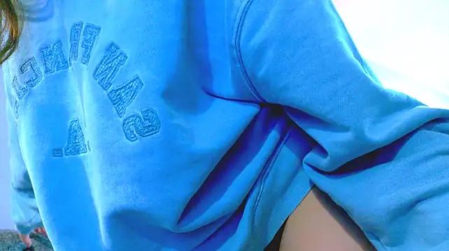 Maxine_gold