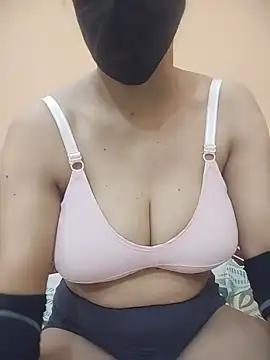 MeenuBhabhi547