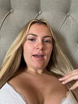 MegOliviaaxo