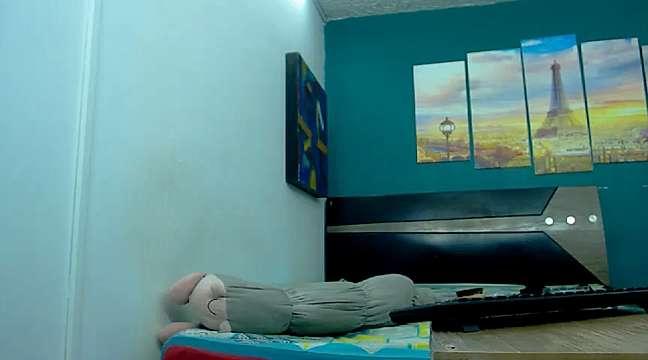 Megan_Horny2