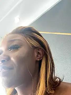 Melaninebonyxxyz