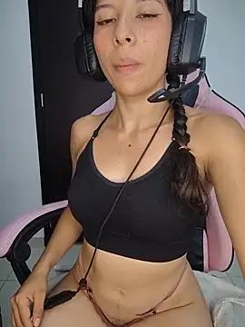 MelanyVelvet2_8