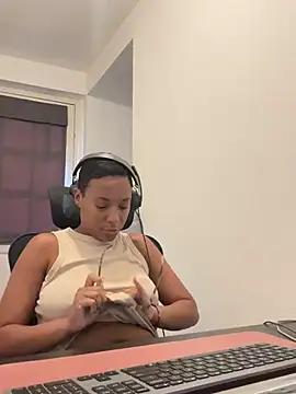 Melia_Rayne