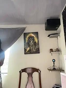 Mia1_Gold