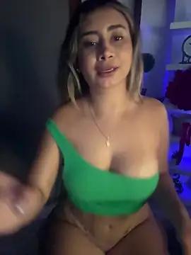 Mia1_joness