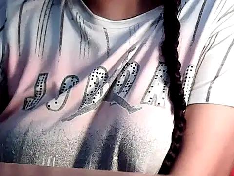 Mia_Milk19