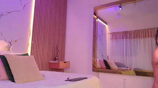 Mia_hill1
