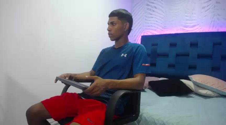 Mikey_hots_